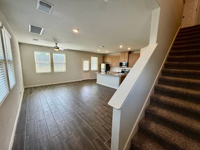 Photo - 117 Joseph Cir