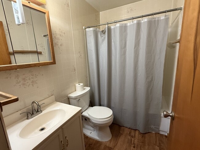 Photo - 1830 Avenue C