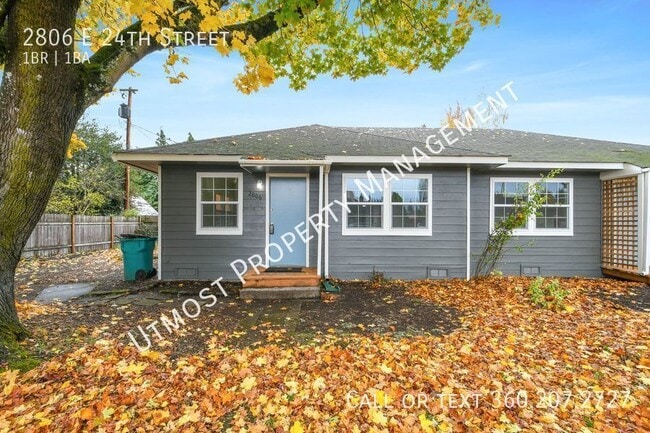 Building Photo - 2806 E 24th St Rental