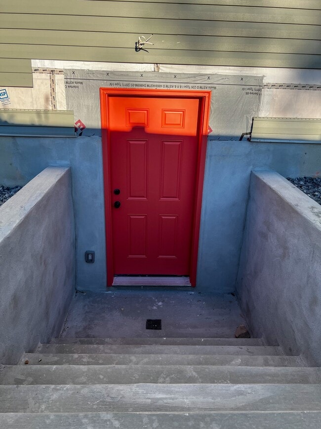 Photo - 8848 Daisy View Ln