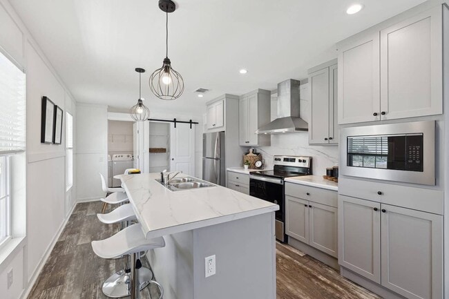 245 River Walk Wy