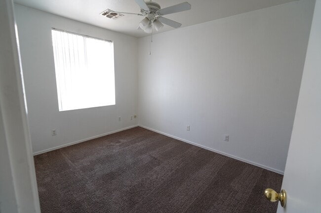 Photo - 2293 W 20th Ave