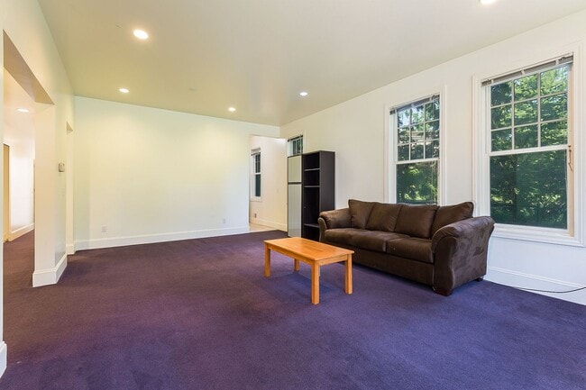 Photo - Victors Place