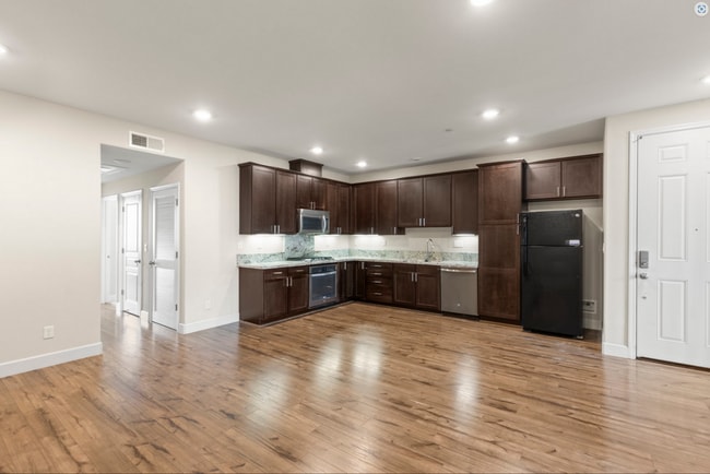 Photo - Amazing Newer Constructed 3br/2ba San Ramon Condo for Rent! Top Floor! Centrally Located for Conv... Unit 205