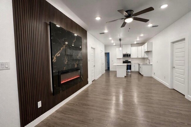 8141 Jeffery St