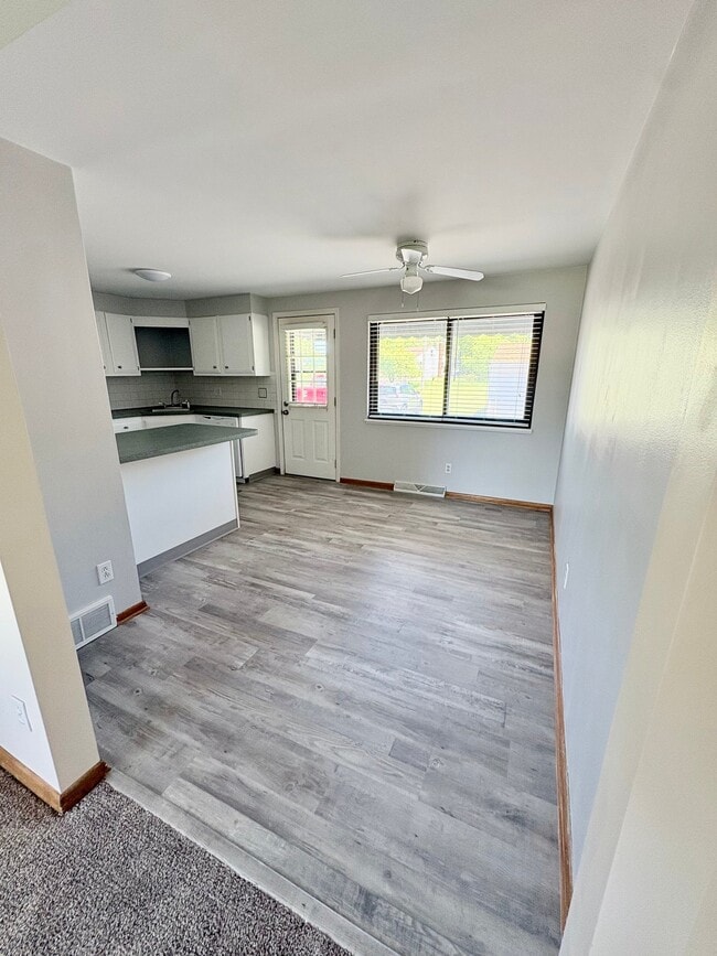 Photo - 231 Greenmeadow Dr