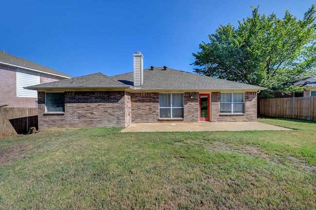 Photo - 1124 Fawn Meadow Trail