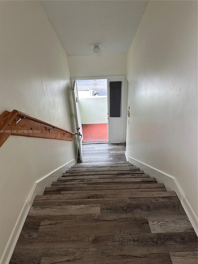 Photo - 2526 SE 20th Pl Unit 207-B