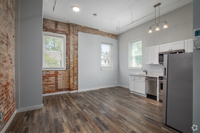Studio, 1BA - 349SF - Living Room