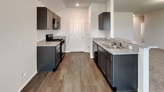 Photo - Very Nice and Spacious 3 Bedroom 2 Bath Home in Mustang Schools