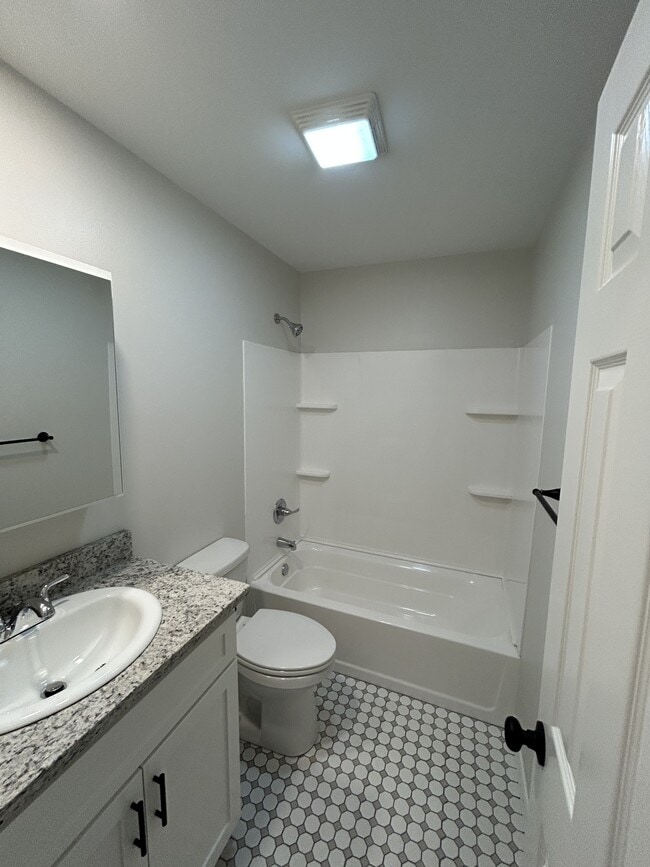 Photo - 2515 Kavanaugh Rd
