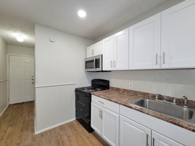 Photo - 711 Ave A Ave Unidad 4