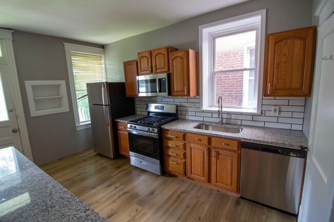 Photo - 4247 Grace Ave Unit 4247