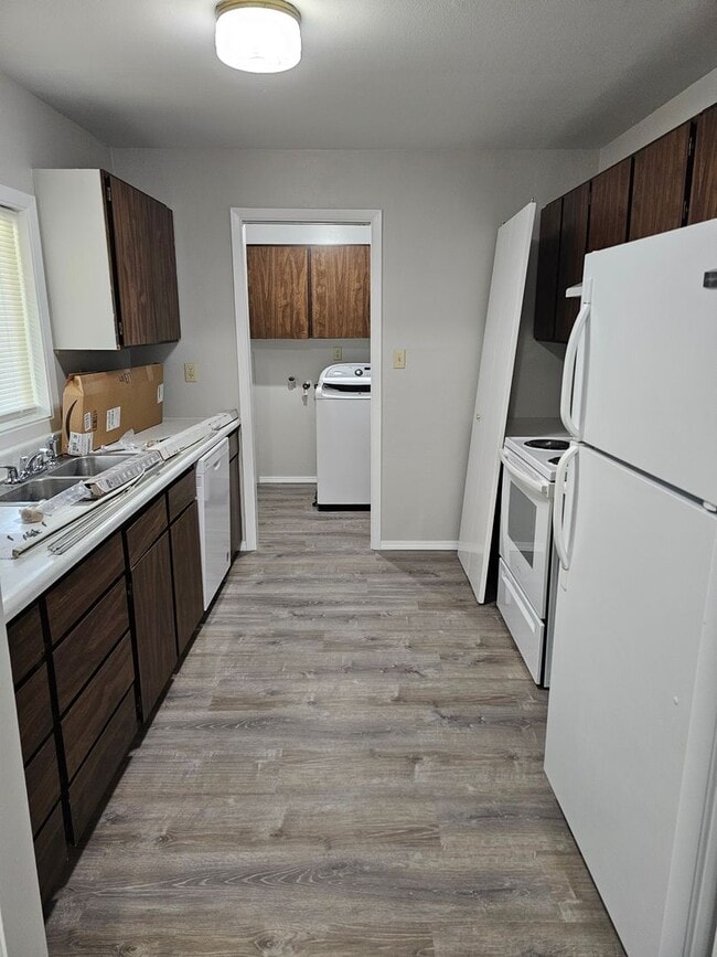 Photo - 810 Spring Ave Unidad 2