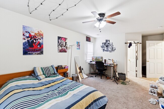 Photo - 8111 51st Ave