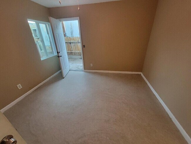 6746 Adobe Rd Unit 15