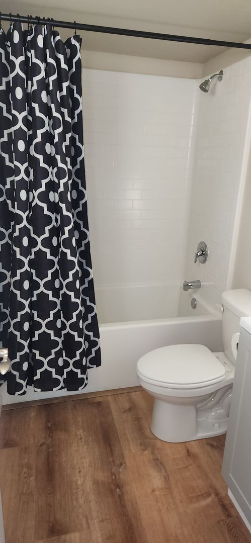 Two story-newly built one bedroom house - Two story-newly built one bedroom house