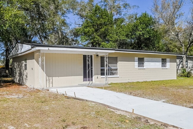 Photo - 417 Hayton Ave