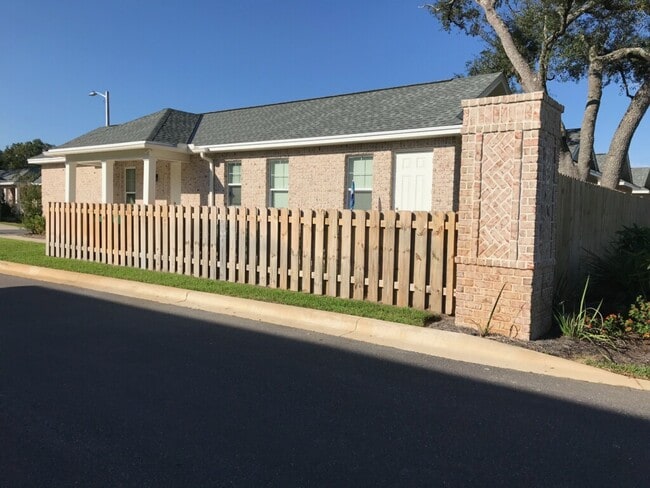 Photo - 101 Alley Ln