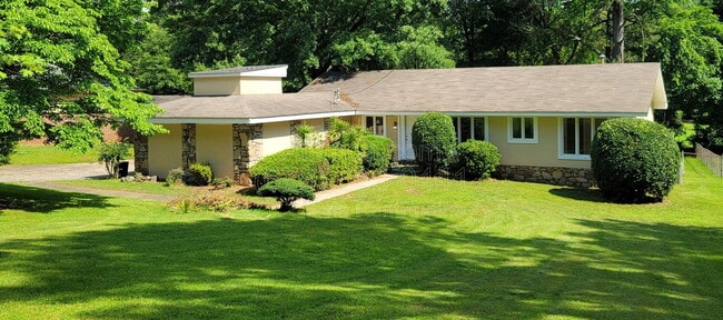 Building Photo - 4216 Smithsonia Ct