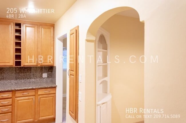 Photo - 205 W. Whittier-