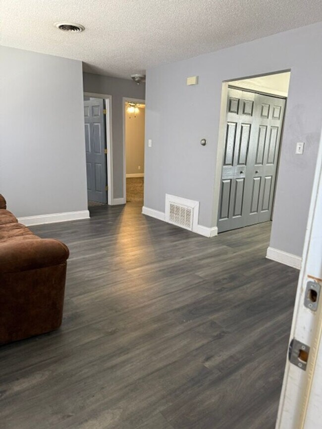 405 S Main St Unit C