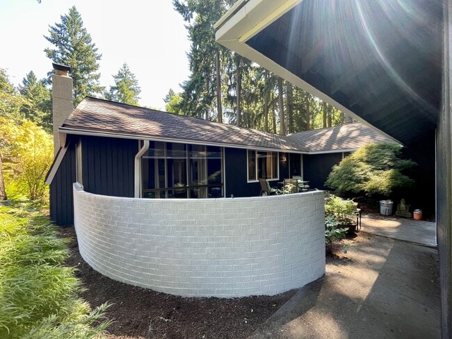 15410 SW Peppermill Ct
