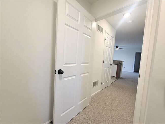 Photo - 1333 N 16th St
