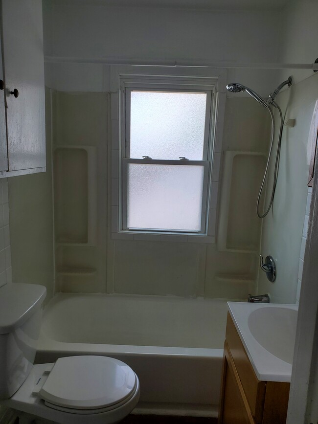 Photo - 128 Pointview Ave Unidad 128.5