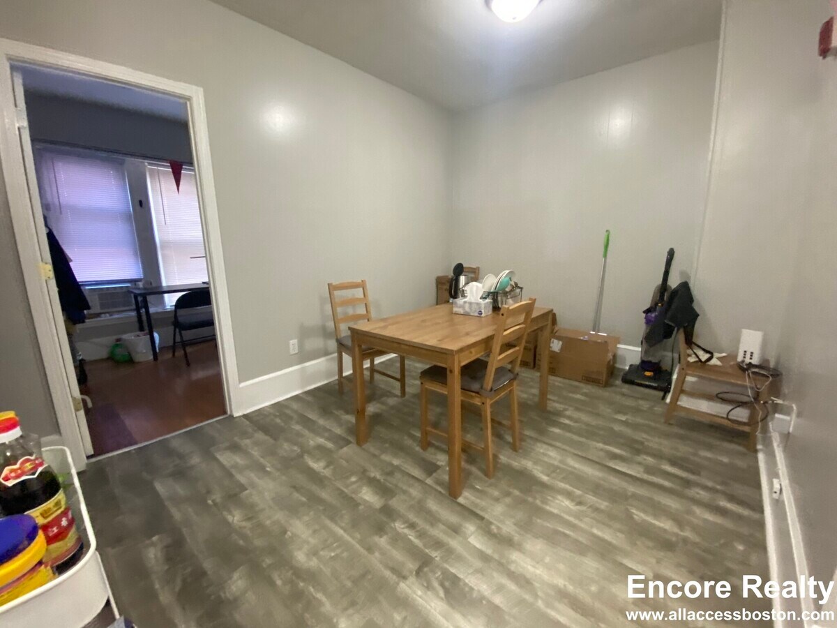 Photo - 879 Beacon St Unit 53