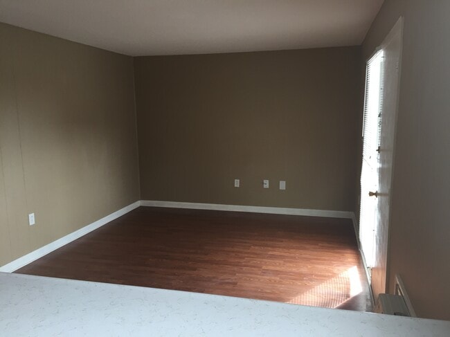 Photo - 493 Barnett Dr Unit 1