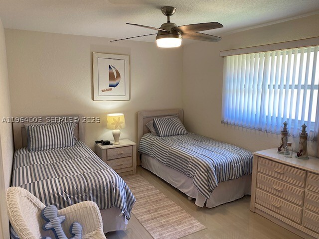 1076 Rotonda
