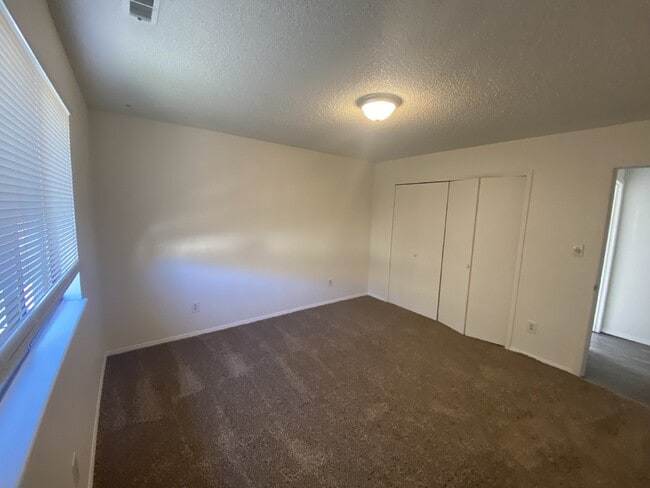 Photo - Cozy Condo Available NOW! Unidad C