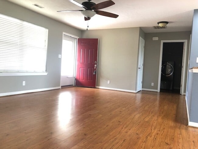 Photo - STONES CROSSING...3 Bed 2 Bath