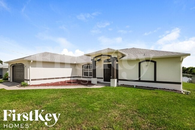 Photo - 530 NE 15th Terrace