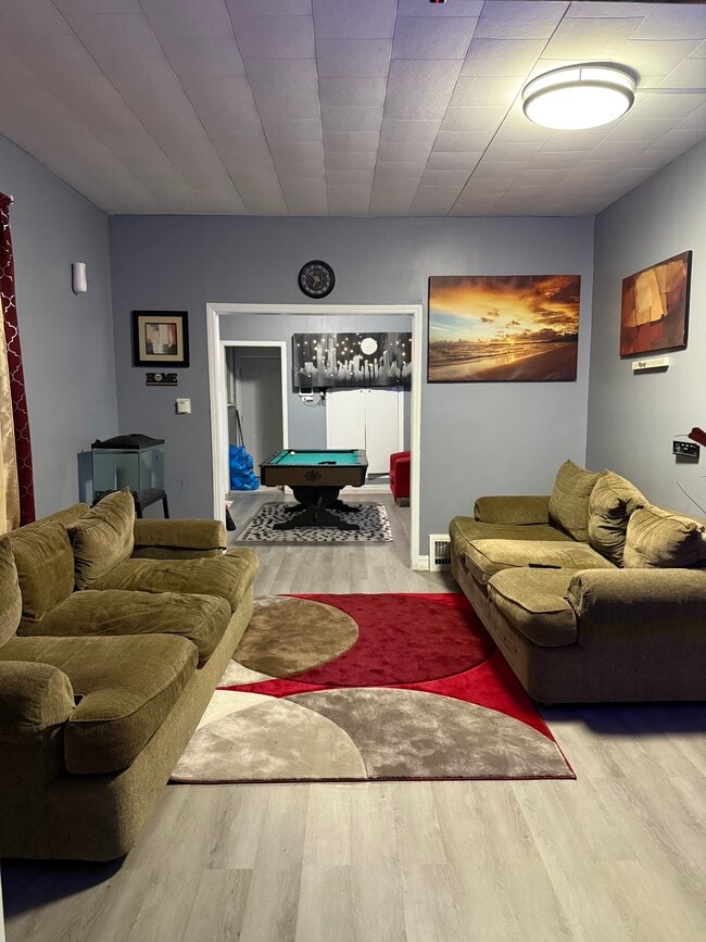 Building Photo - 12034 S Eggleston Ave