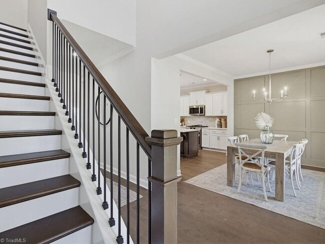 Photo - 817 Gibb St