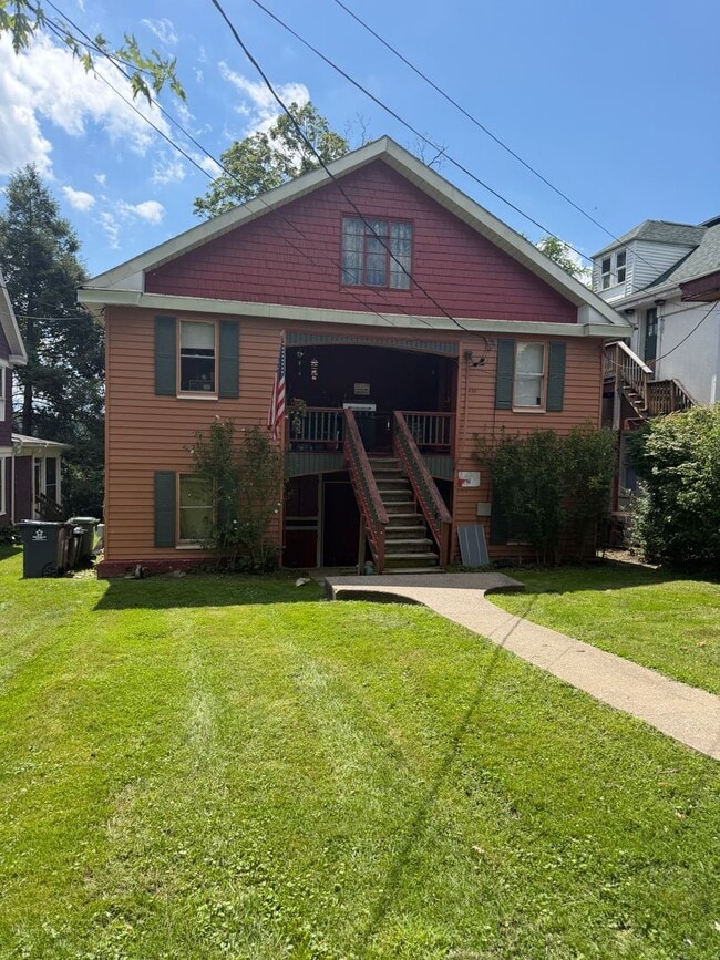 Building Photo - 429 Richwood Ave Unit 1 (429)