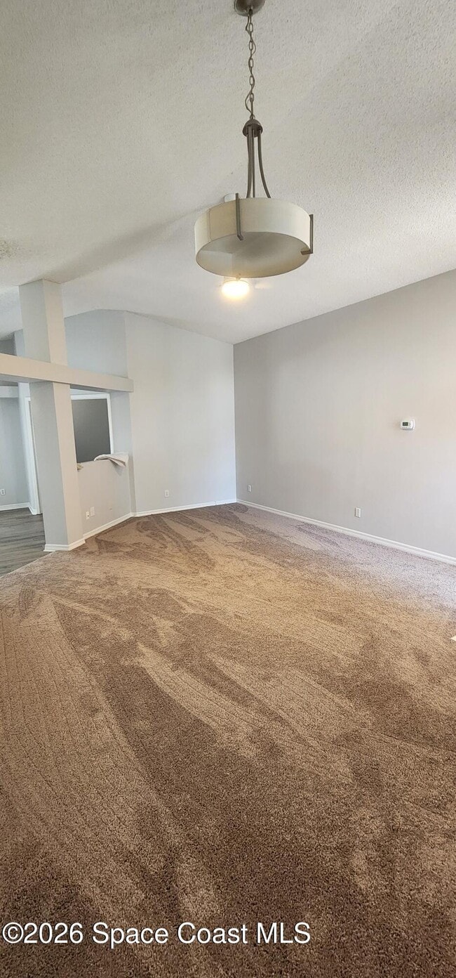 Photo - 8043 Bracken Ln