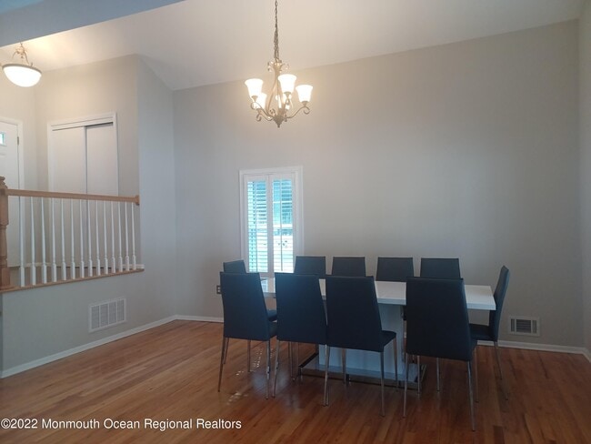 Photo - 1002 Beverly Ave