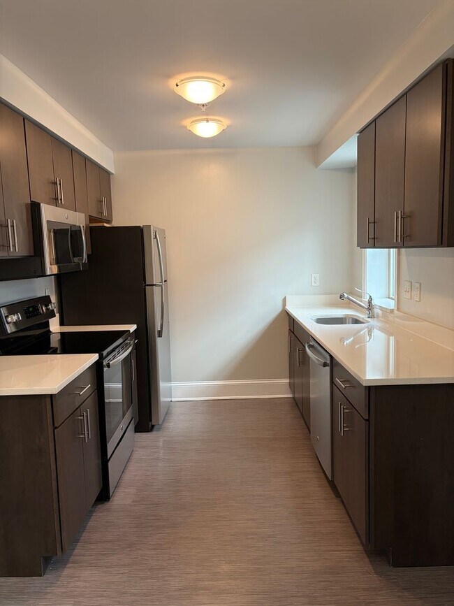3300 Rhode Island Ave Unit 3B