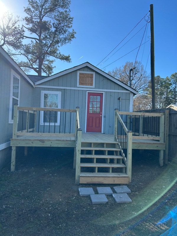 Photo - 12034 Main St