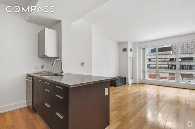 Building Photo - 350 W 42nd St Unit 8H Rental