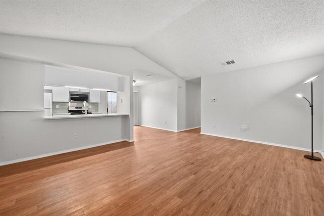 Photo - 2409 Berkett Dr