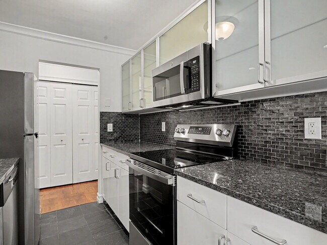 180 Glenbrook Rd Unidad I