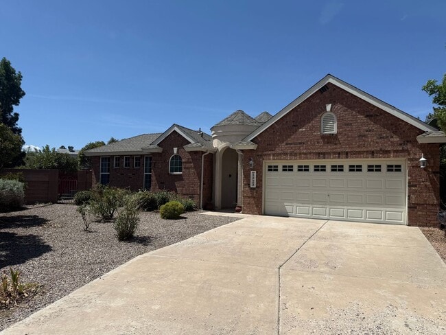 Four Hills Beauty - Four Hills Beauty House