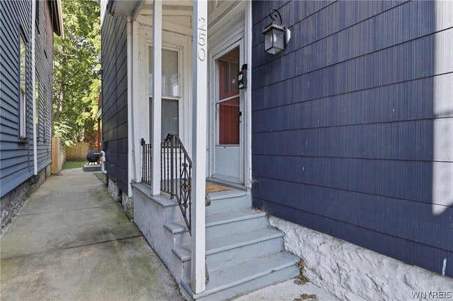 Photo - 250 West Ave