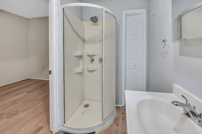 Photo - 518 Exeter Ave Unit 1