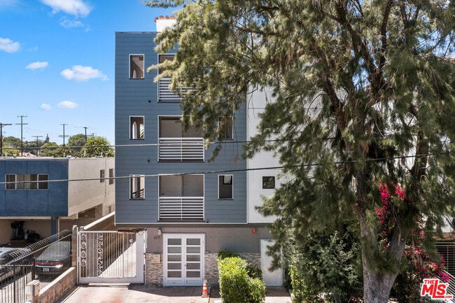 Photo - 6815 Baird Ave Unidad 5