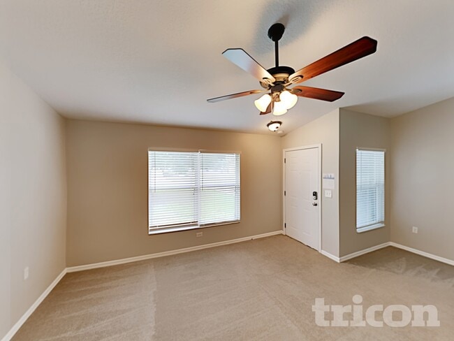 Photo - 1403 14th St W